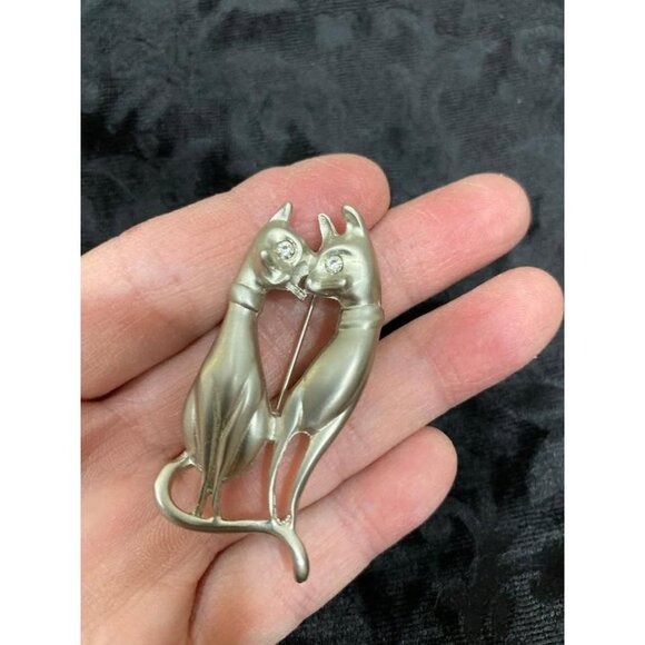Vintage Pewter Cat Lovers Brooch - Picture 1 of 3